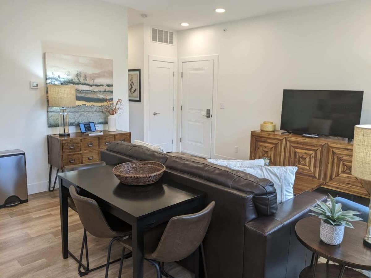 Downtown Traverse City Capri Condo 316 المظهر الخارجي الصورة