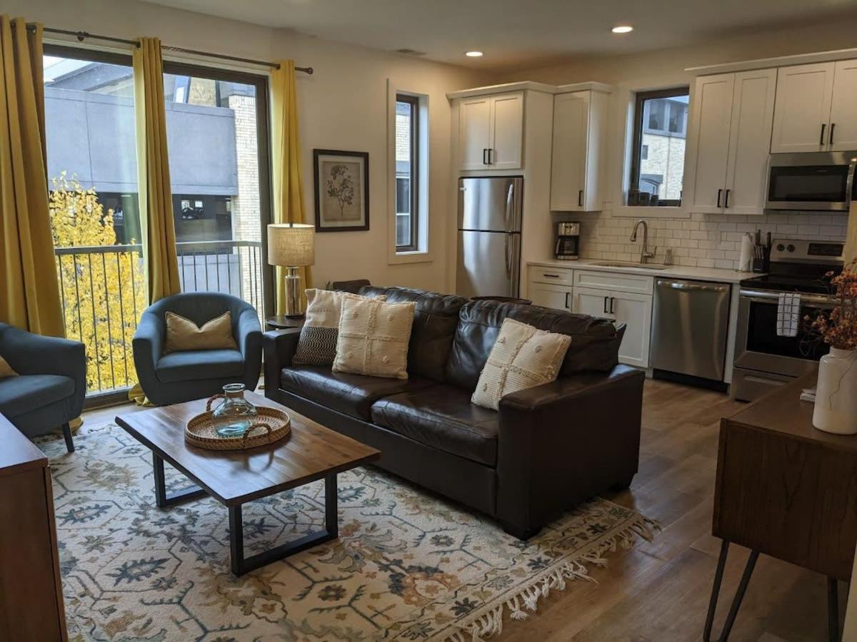Downtown Traverse City Capri Condo 316 المظهر الخارجي الصورة